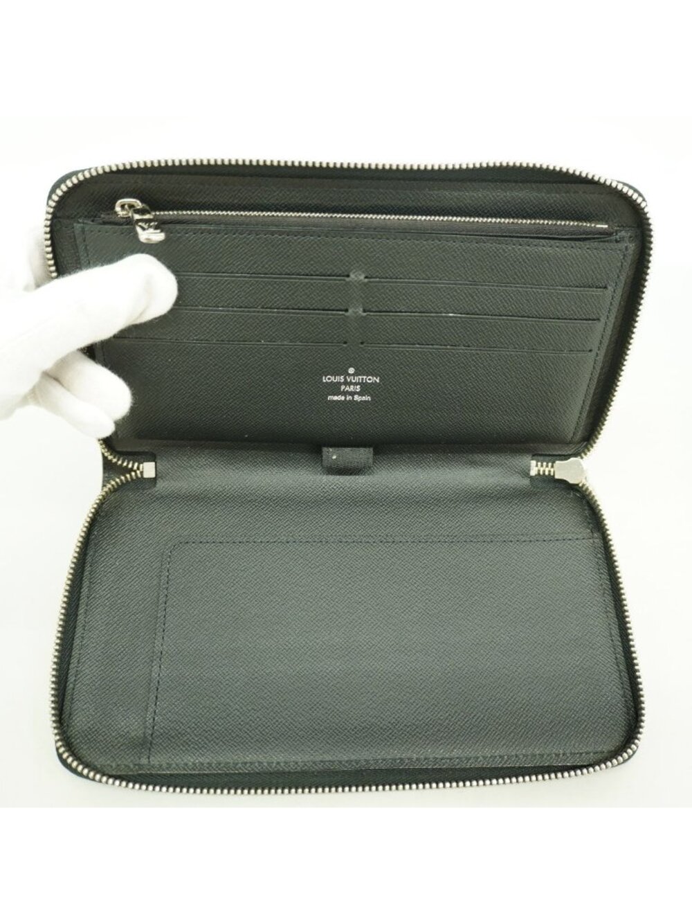 Louis Vuitton Wallet Epi Supreme Collaboration Zippy … - Gem